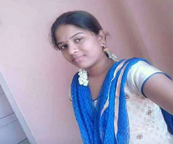 Telugu Kakinada Girl Mansi Reddy Whatsapp Number Friendship Online