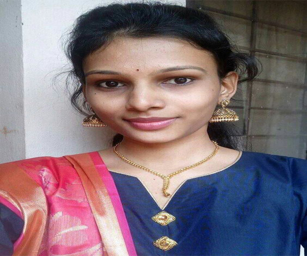 Telugu Anantapuram Girl Ritika Mutyala Whatsapp Number for Friendship