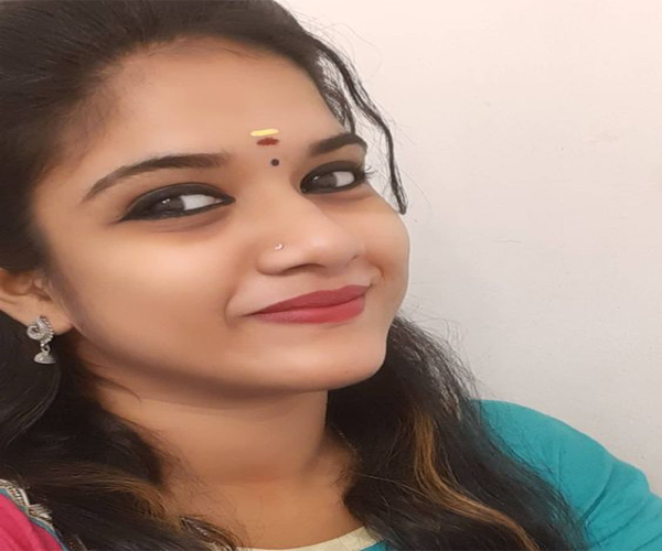 Tamil Kanchipuram Girl Komal Lebbai Whatsapp Number Friendship Chat